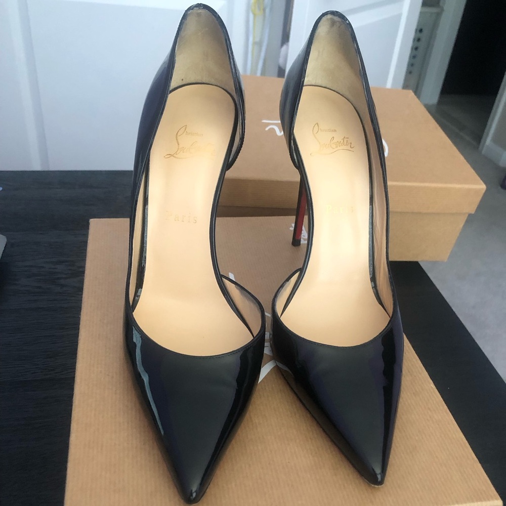 Black Patent Leather 100% Authentic Christian Louboutin, size 41.5.